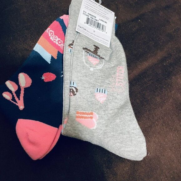 2 Pairs Sock It To Me Stitch Socks Navy Grey Baking Theme Kitchen Cake Pie - Picture 3 of 4